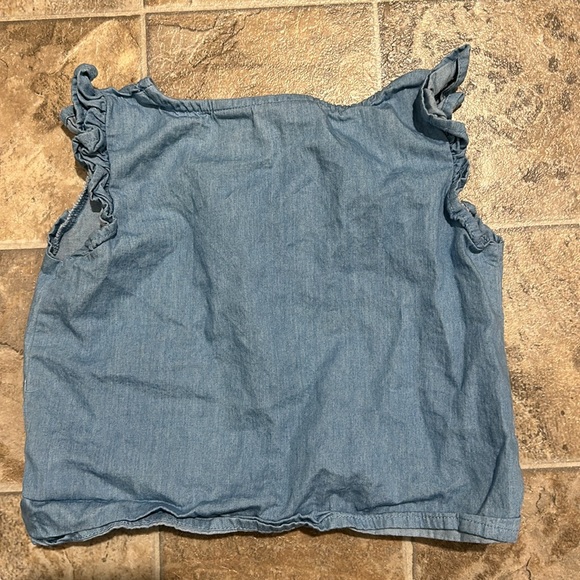 *$1 with bundle!!* Chambray top - Picture 3 of 4